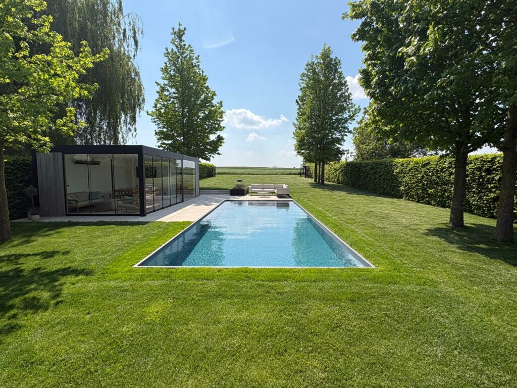Poolhouse 1