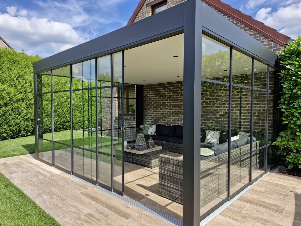 Tuinkamer Met Steellook Ramen 2