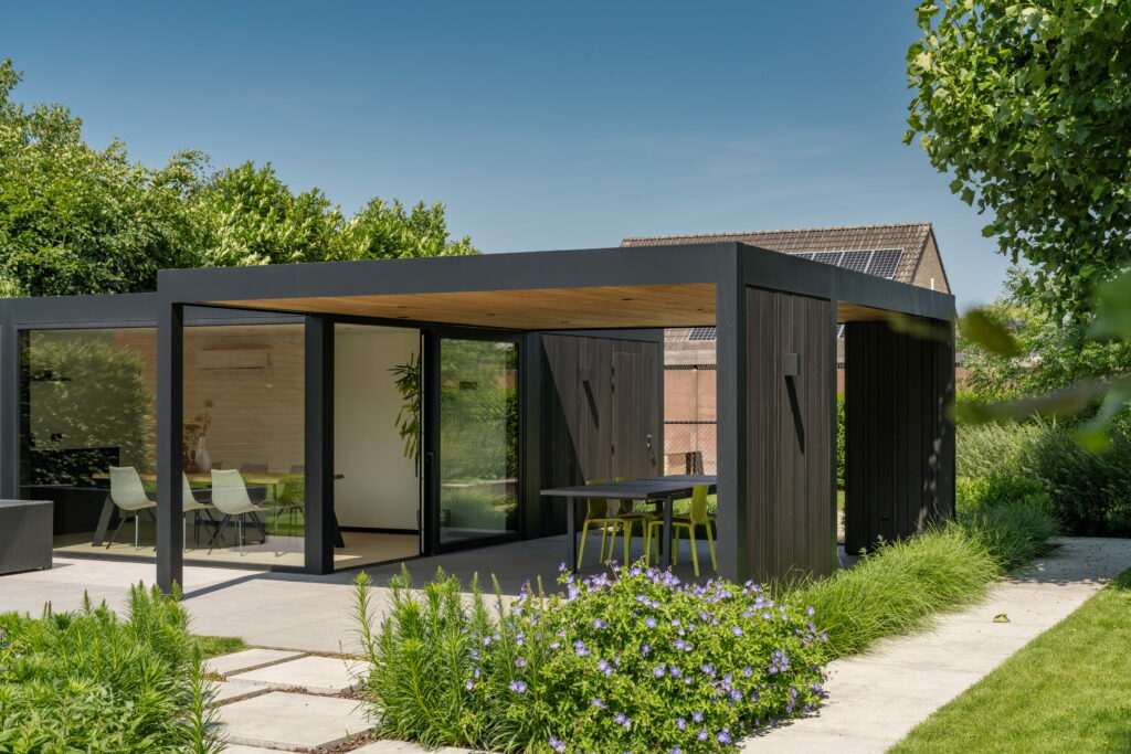 Tuinkantoor Met Terrasoverkapping 9